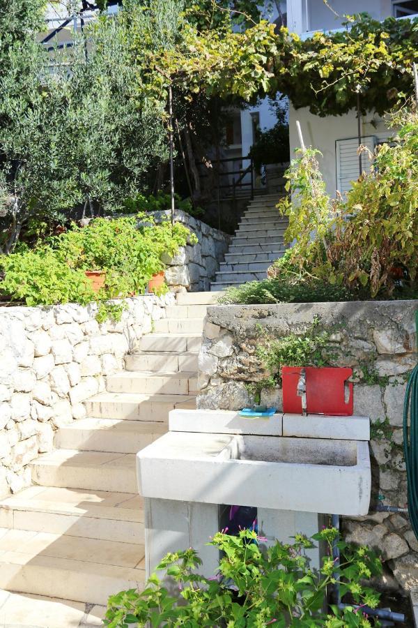 Apartments By The Sea Pisak, Omis - 1014 מראה חיצוני תמונה