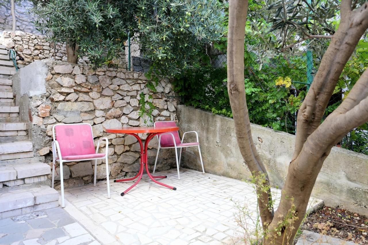 Apartments By The Sea Pisak, Omis - 1014 מראה חיצוני תמונה