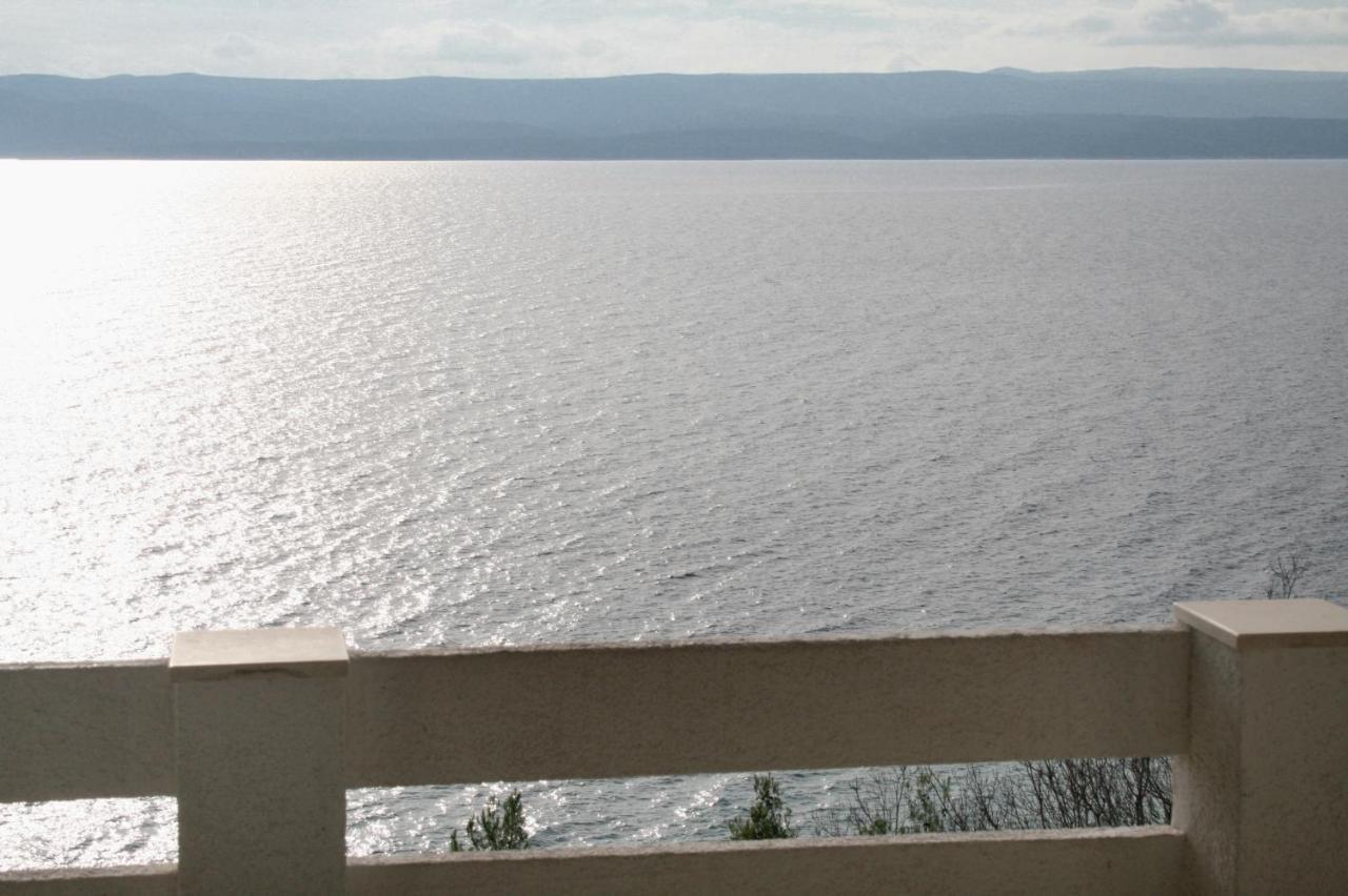 Apartments By The Sea Pisak, Omis - 1014 מראה חיצוני תמונה