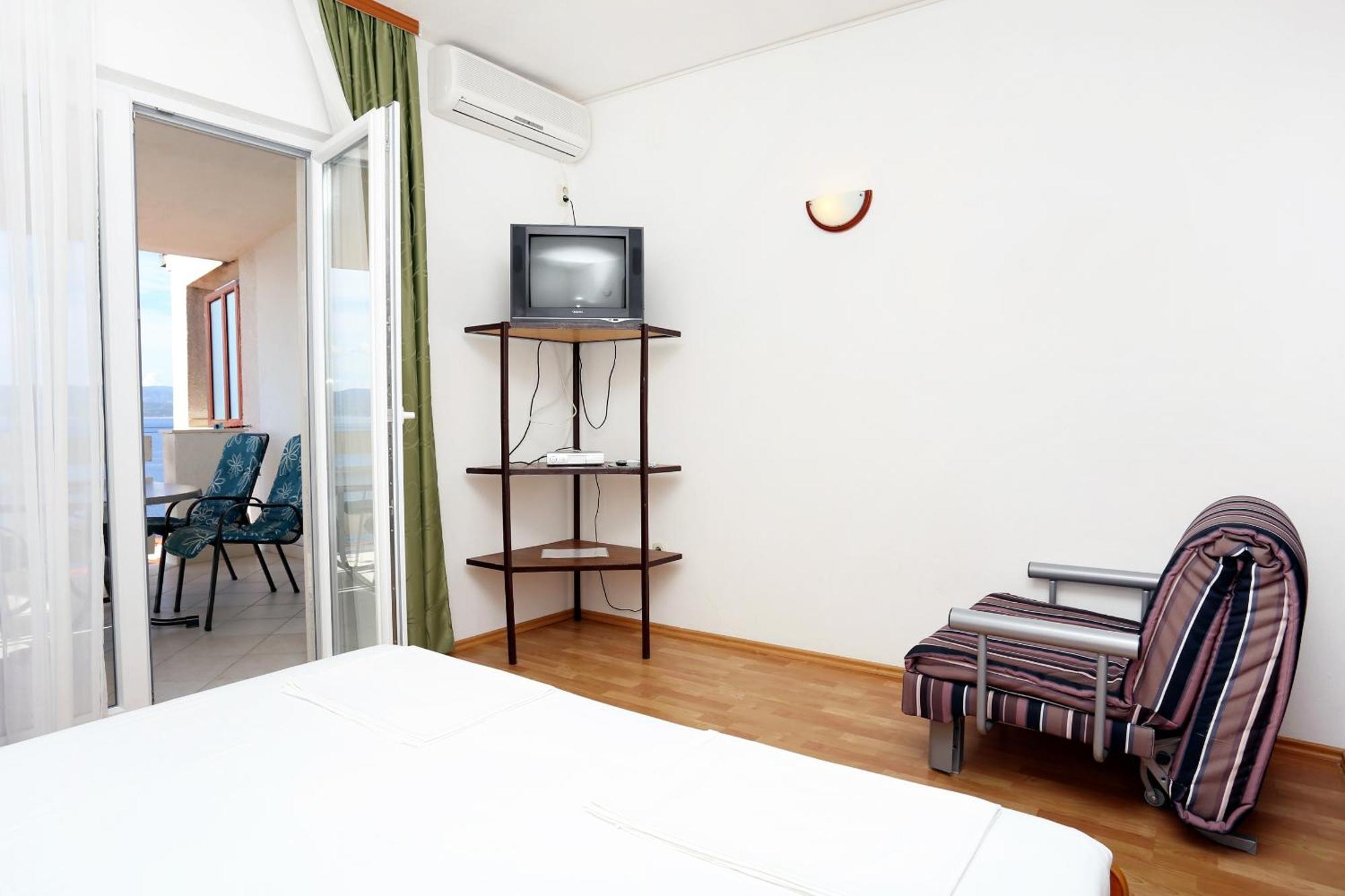 Apartments By The Sea Pisak, Omis - 1014 חדר תמונה